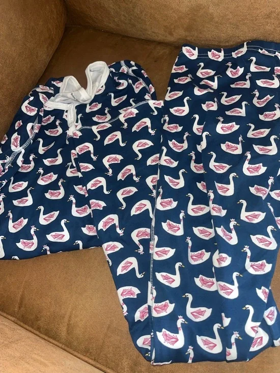 Roller Rabbit - Picture 2 of 6